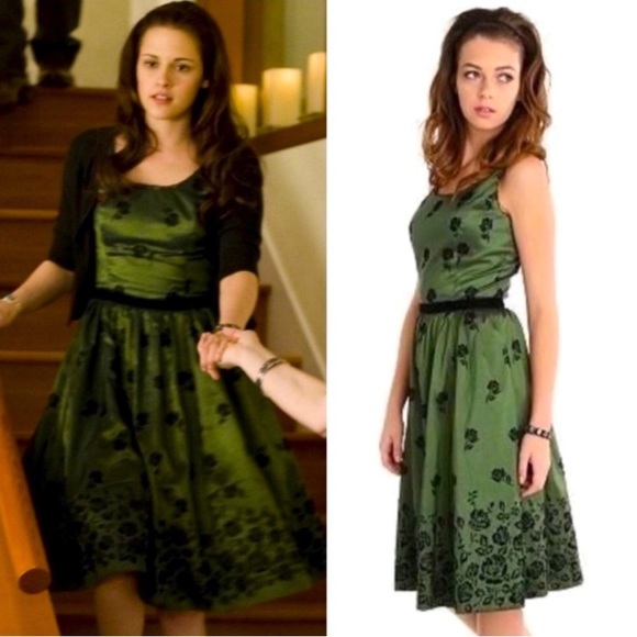 Neca Dresses & Skirts - ❗️SOLD❗️Neca Twilight Bella Swan Birthday Dress New Moon Size 2XL